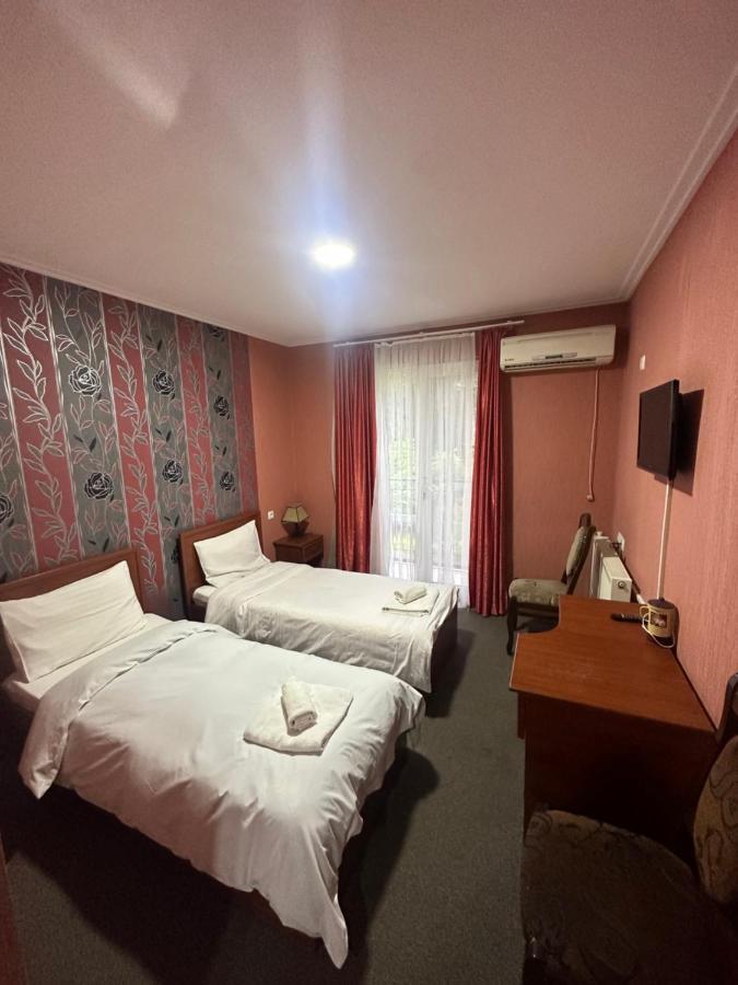 קוטאיסי Imeri Park Hotel מראה חיצוני תמונה