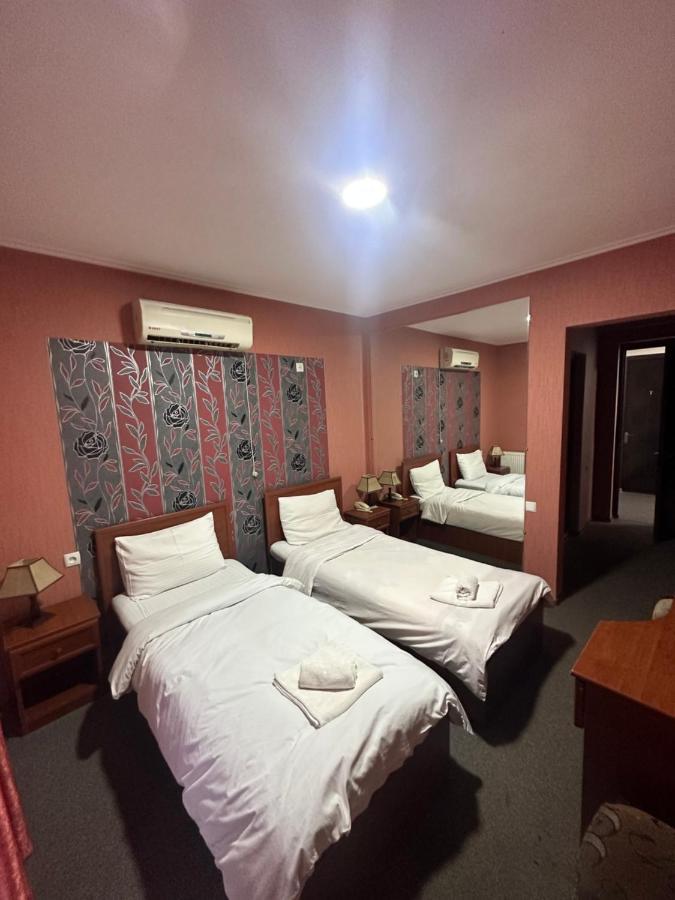 קוטאיסי Imeri Park Hotel מראה חיצוני תמונה
