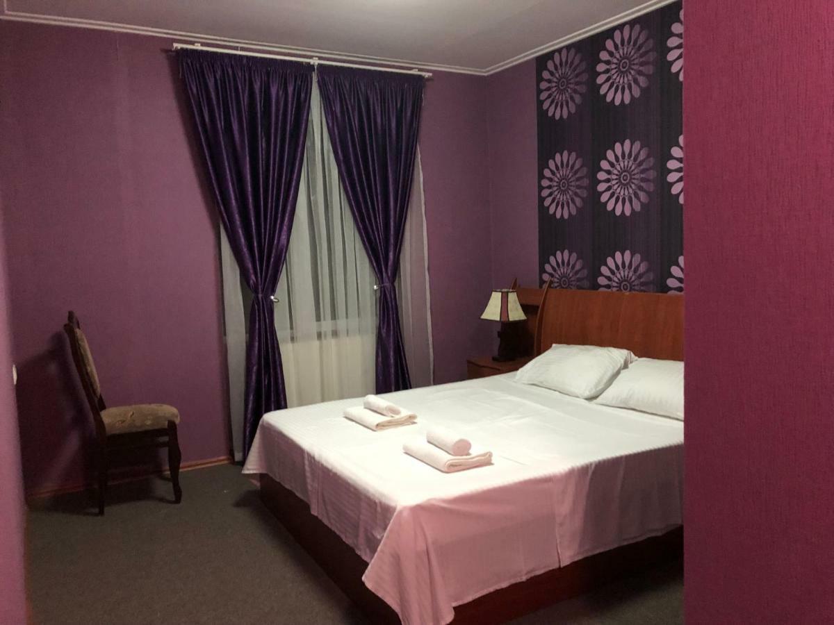 קוטאיסי Imeri Park Hotel מראה חיצוני תמונה